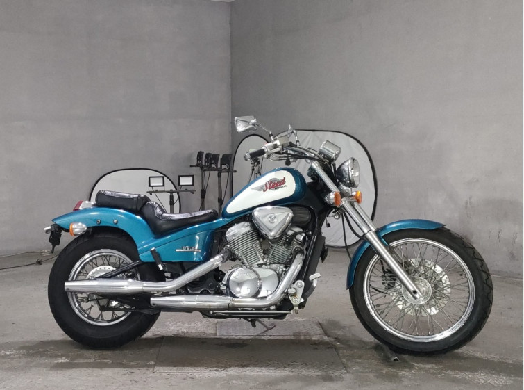 Мотоцикл Honda STEED400 с пробегом 7367 km