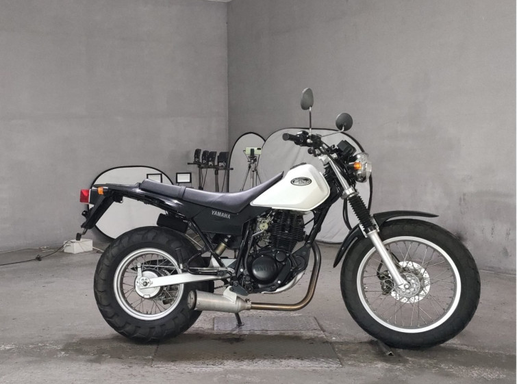 Мотоцикл Yamaha TW200 з пробігом 7326 km