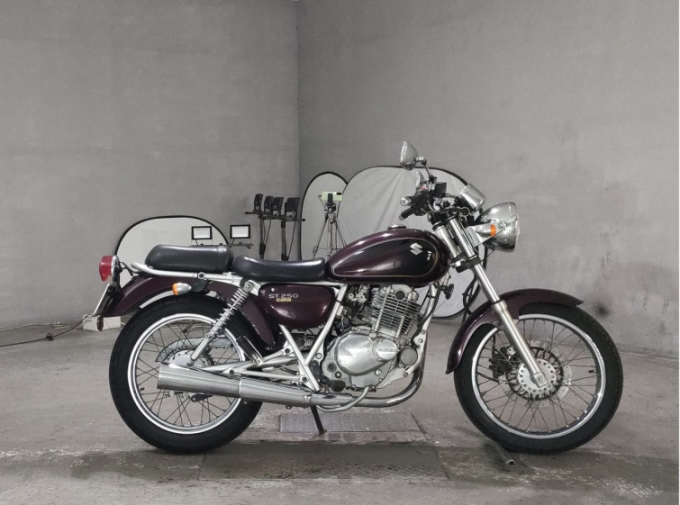 Мотоцикл Suzuki ST250E з пробігом 53090 km