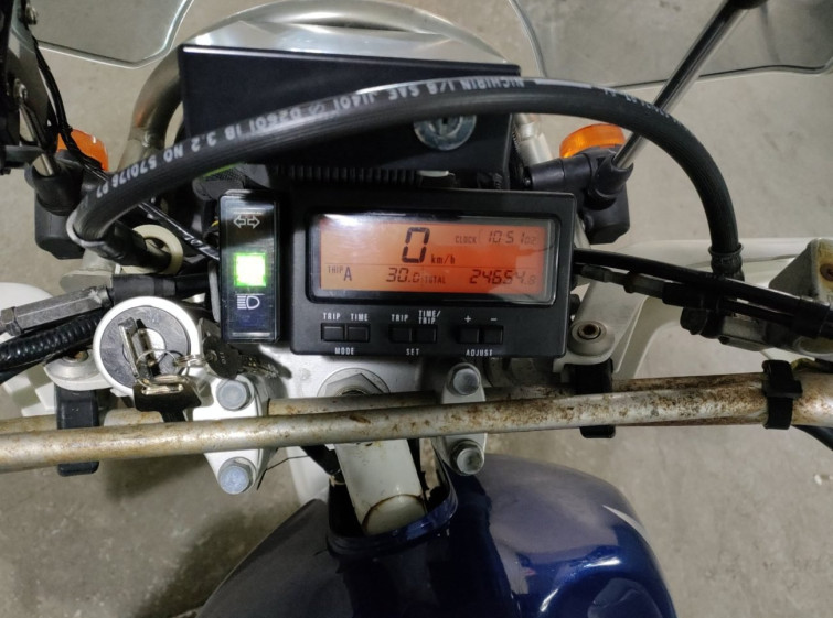 Мотоцикл Suzuki DJEBEL250XC з пробігом 24655 km