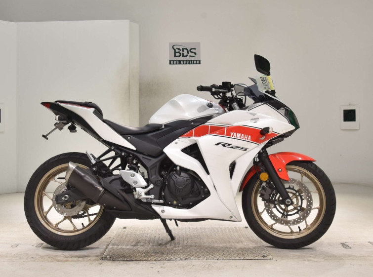 Мотоцикл Yamaha YZF-R25 з пробігом 18031 km