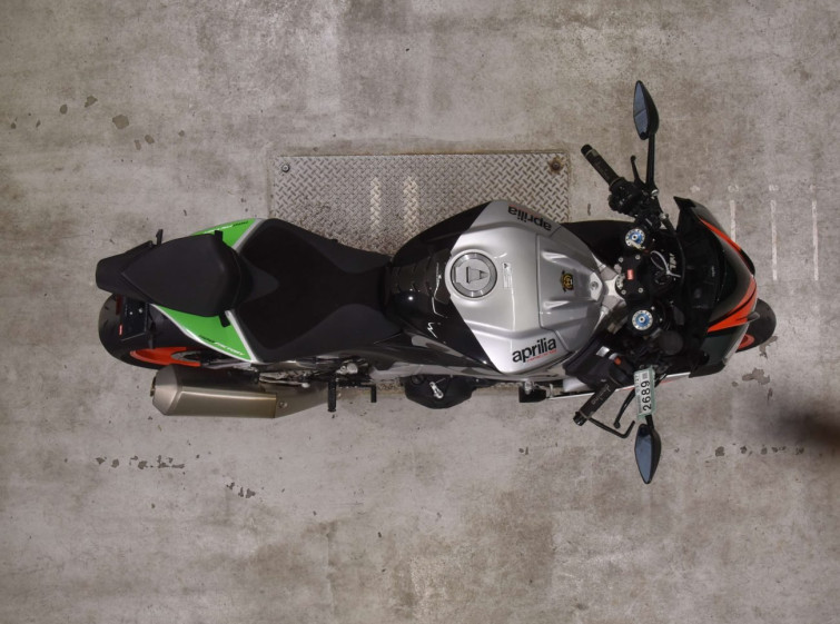 Мотоцикл Aprilia TUONO V4 1100 FACTORY