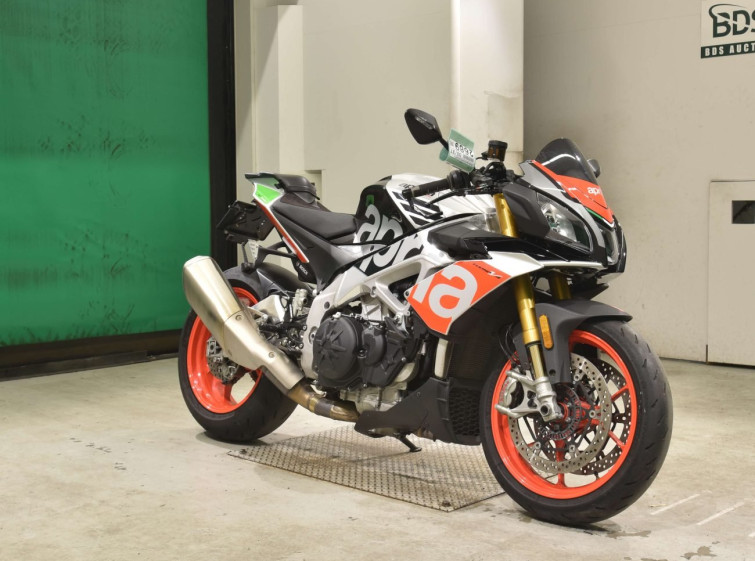 Мотоцикл Aprilia TUONO V4 1100 FACTORY