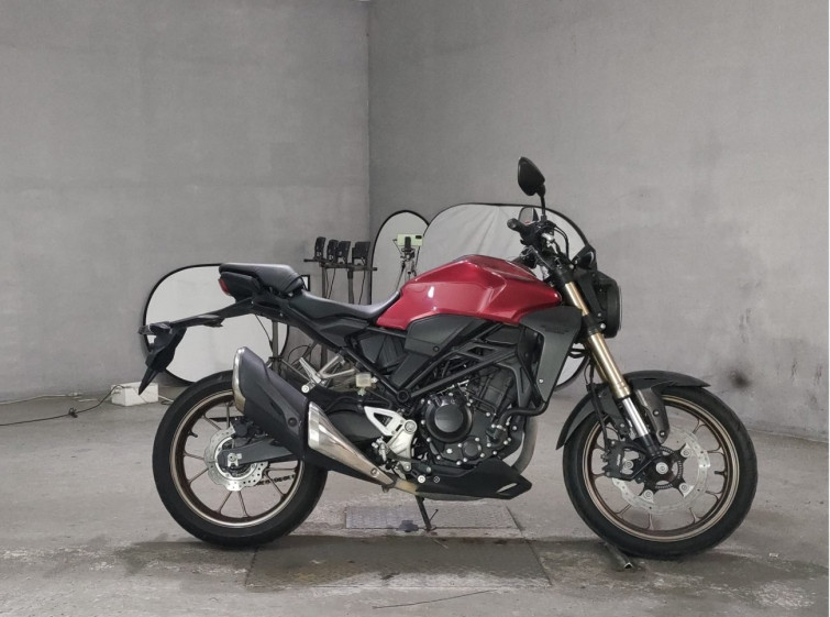 Мотоцикл Honda CB250R с пробегом 10444 km