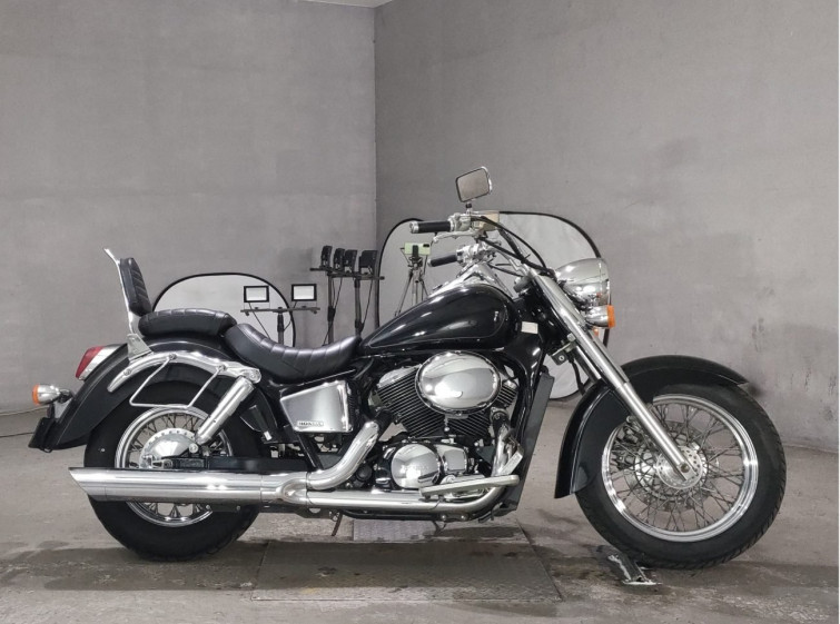Мотоцикл Honda SHADOW400