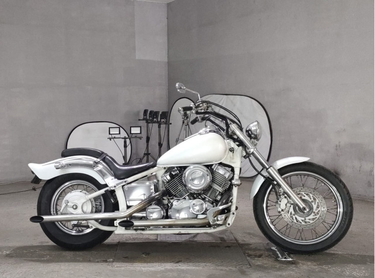 Мотоцикл Yamaha DRAGSTAR XVS400 с пробегом 83060 km