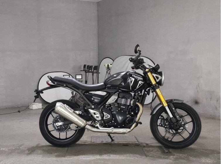 Мотоцикл Triumph SPEED 400 з пробігом 978 km