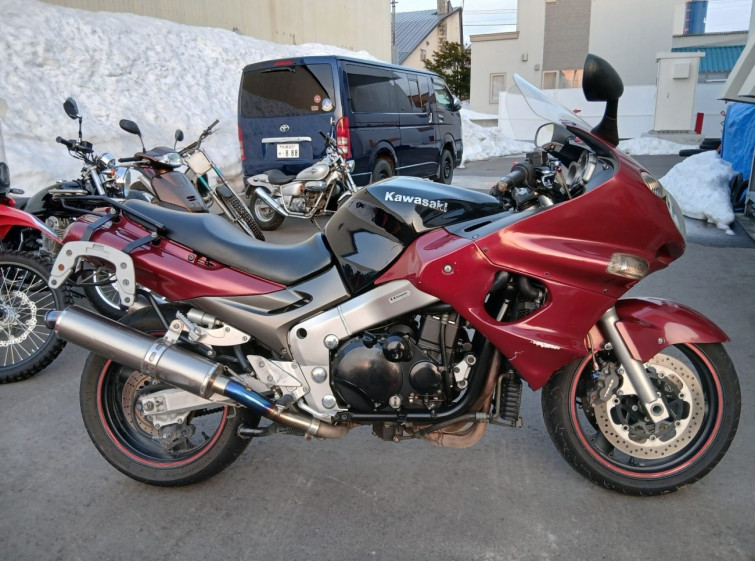 Мотоцикл Kawasaki ZZ-R1200 с пробегом 46254 km