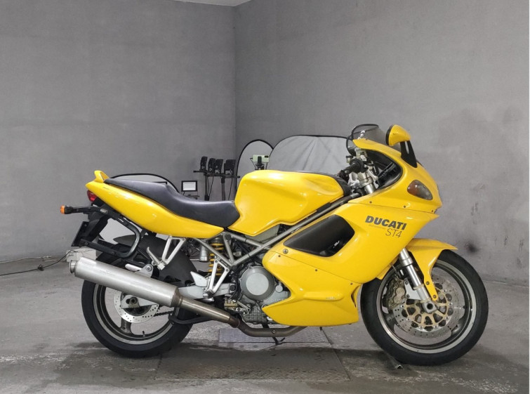 Мотоцикл Ducati ST4 з пробігом 15116 km