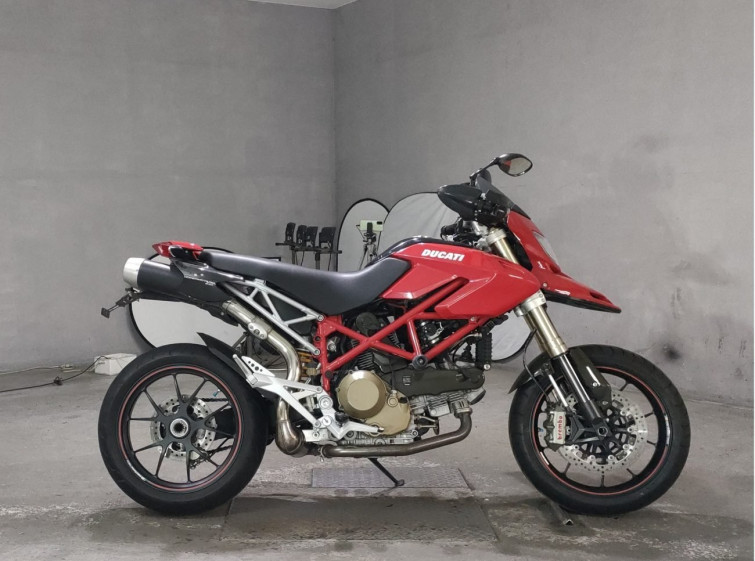 Мотоцикл Ducati HYPERMOTARD 1100 S з пробігом 58328 km