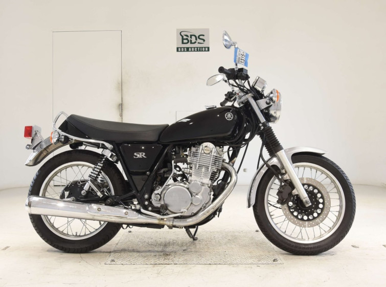 Мотоцикл Yamaha SR400 с пробегом 15381 km