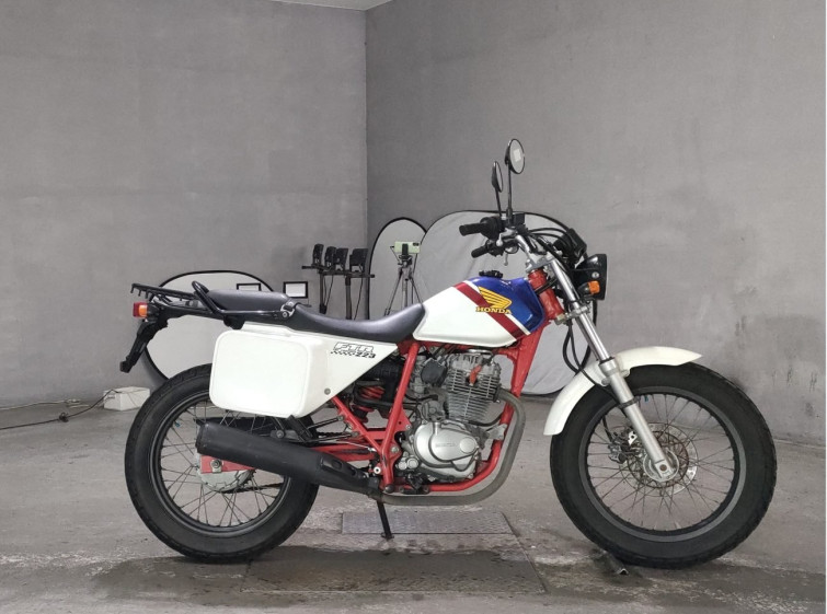 Мотоцикл Honda FTR223 з пробігом 16634 km