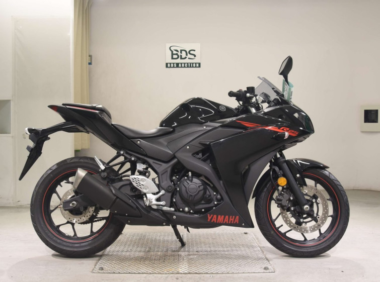 Мотоцикл Yamaha YZF-R25 з пробігом 2072 km