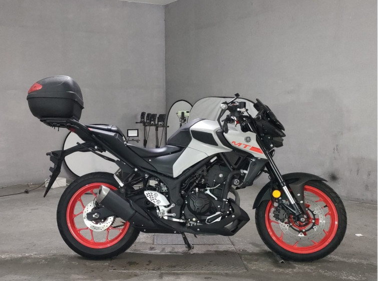Мотоцикл Yamaha MT-25 с пробегом 9733 km