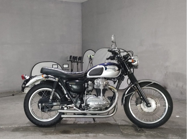 Мотоцикл Kawasaki W650 с пробегом 37324 km