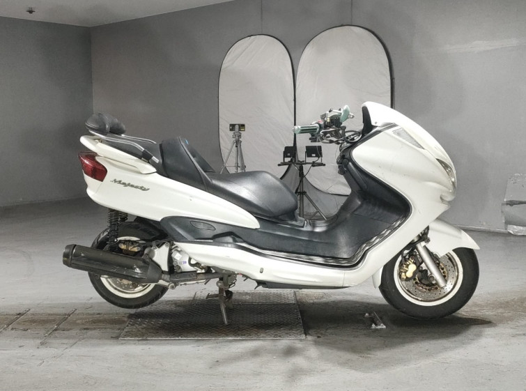 Мотоцикл Yamaha MAJESTY 250C с пробегом 32177 km