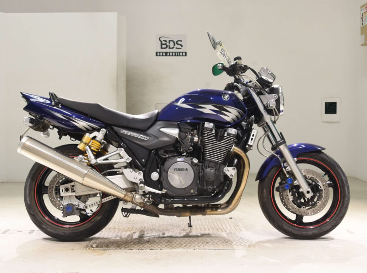 Мотоцикл Yamaha XJR1300 с пробегом 6663 km