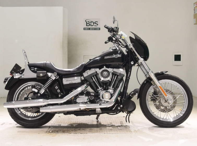 Мотоцикл HD SUPER GLIDE FXDC1580 с пробегом 40183 km