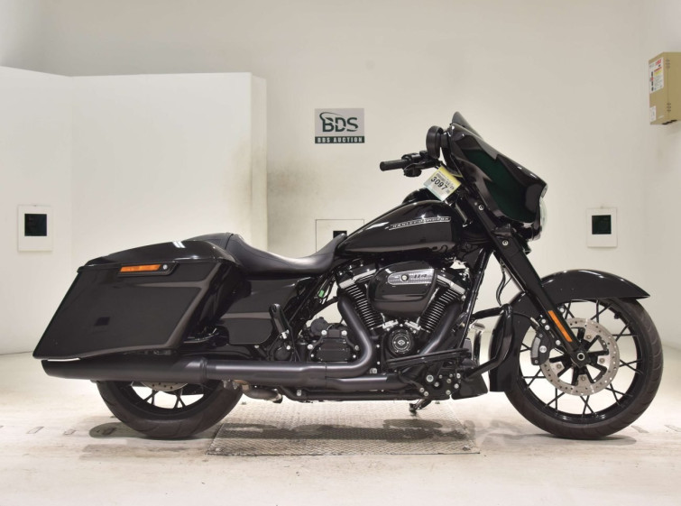 Мотоцикл HD SREET GLIDE FLHXS1690 с пробегом 637 km