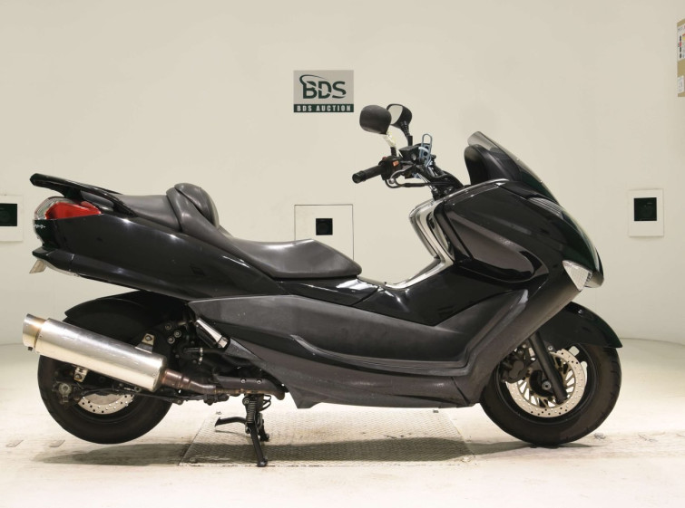 Мотоцикл Yamaha MAJESTY 250