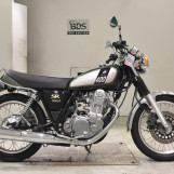 Мотоцикл Yamaha SR400 с пробегом 11755 km