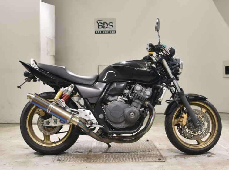 Мотоцикл Honda CB400SF