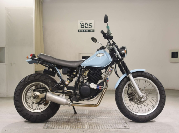 Мотоцикл Yamaha TW200E с пробегом 10117 km