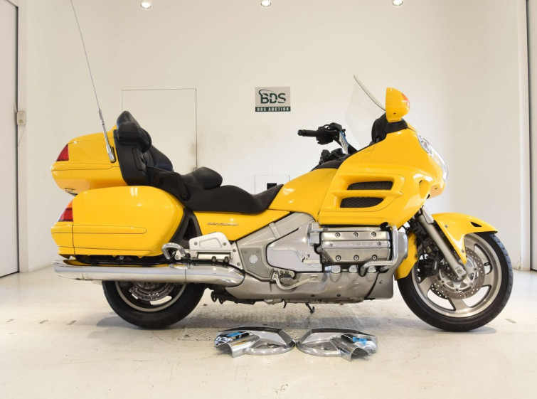 Мотоцикл Honda GL1800 с пробегом 11957 km