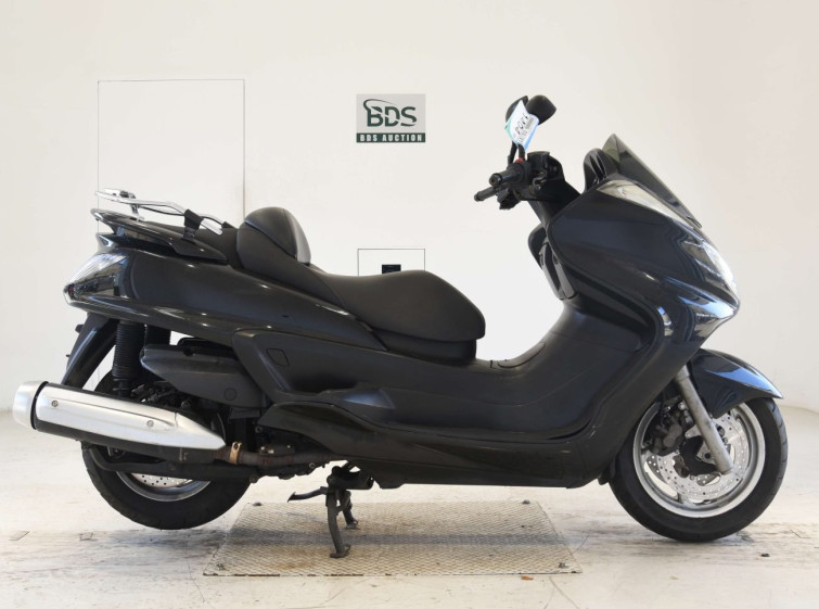 Мотоцикл Yamaha MAJESTY 400