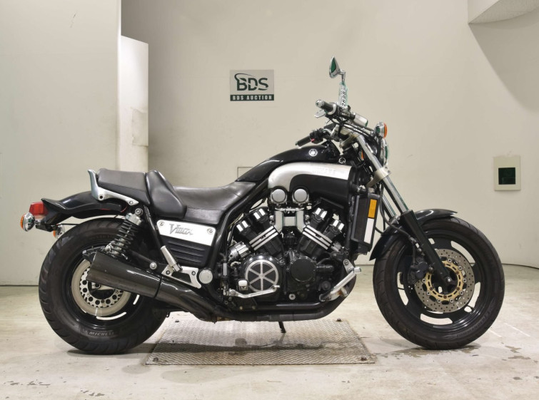 Мотоцикл Yamaha V-MAX1200 з пробігом 36335 m