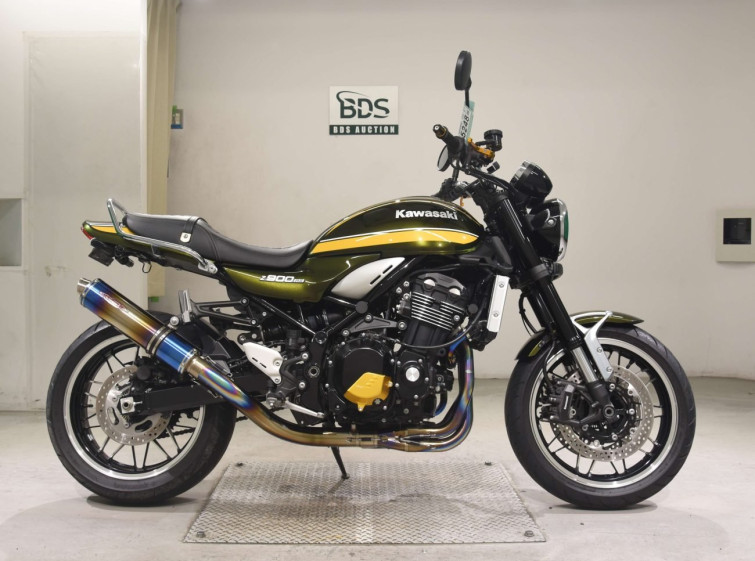 Мотоцикл Kawasaki Z900RS с пробегом 9383 km
