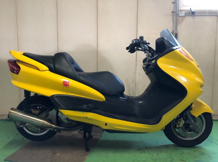 Мотоцикл Yamaha MAJESTY 250