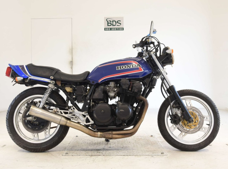 Мотоцикл Honda CB750SF
