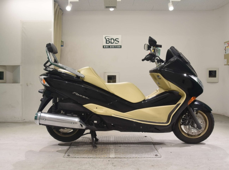 Мотоцикл Honda FORZA ZA с пробегом 3201 km