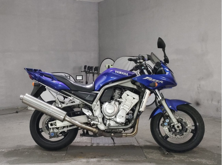 Мотоцикл Yamaha FZS1000 FAZER с пробегом 23357 m