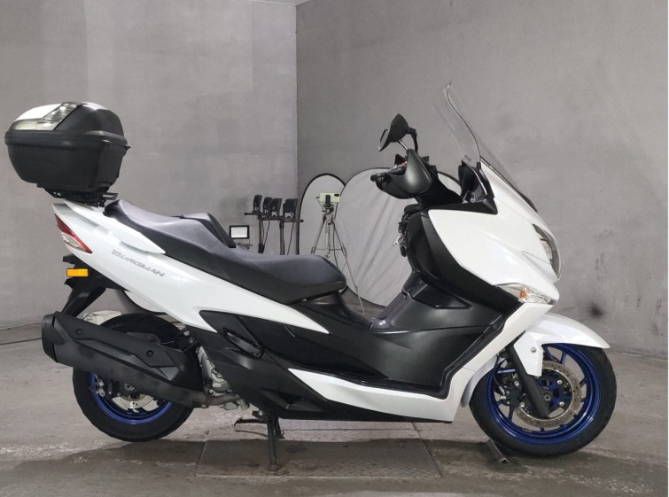 Мотоцикл Suzuki BURGMAN400 с пробегом 30795 km
