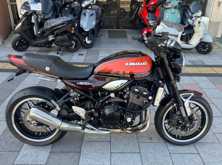 Мотоцикл Kawasaki Z900RS с пробегом 36408 km