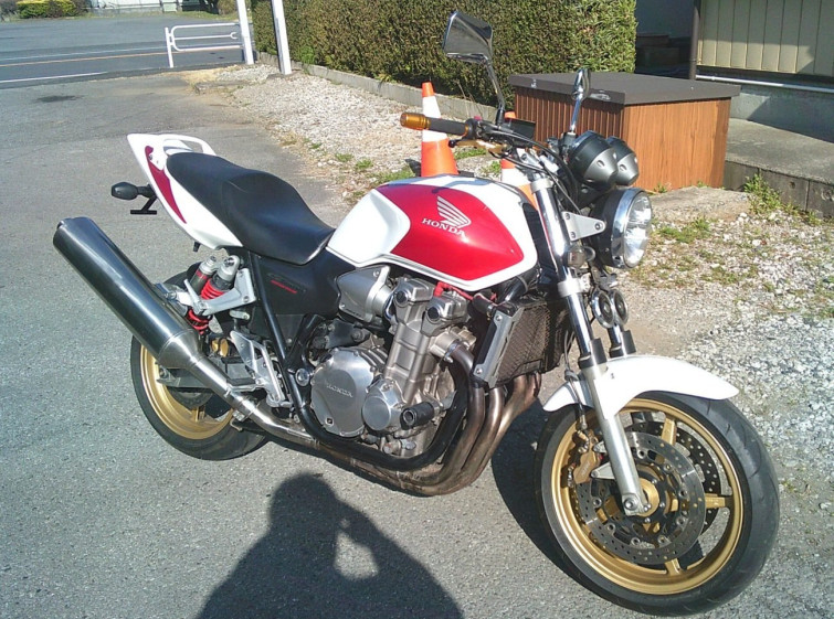 Мотоцикл Honda CB1300SF з пробігом 63589 km