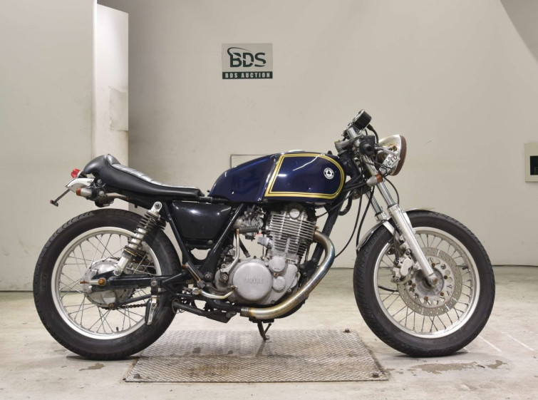 Мотоцикл Yamaha SR400 с пробегом 26868 km