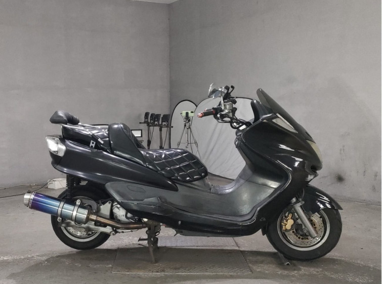 Мотоцикл Yamaha MAJESTY 250