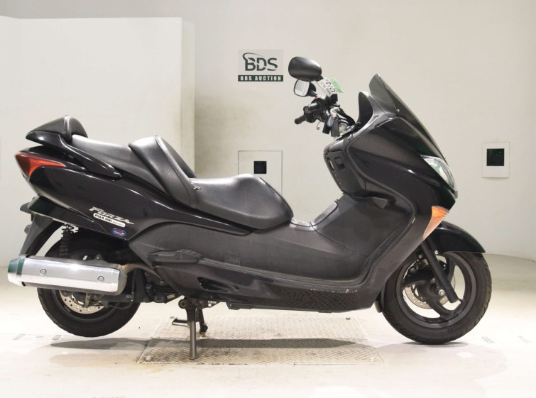Мотоцикл Honda FORZA с пробегом 46574 km