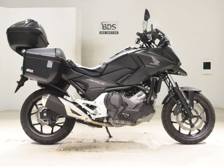 Мотоцикл Honda NC750X з пробігом 9093 km