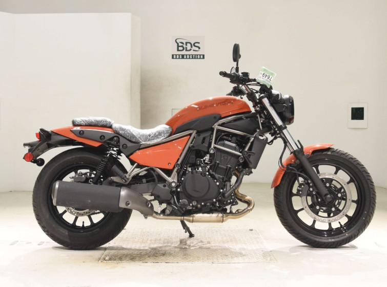 Мотоцикл Kawasaki ELIMINATOR400-3 с пробегом 3 km