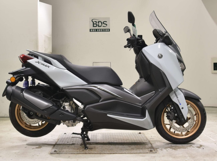 Мотоцикл Yamaha X-MAX с пробегом 28 km