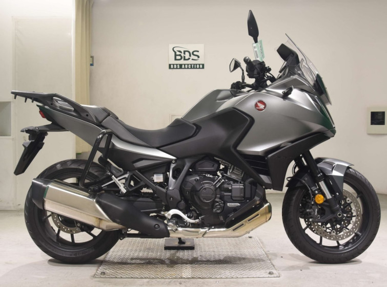 Мотоцикл Honda NT1100 з пробігом 2233 km