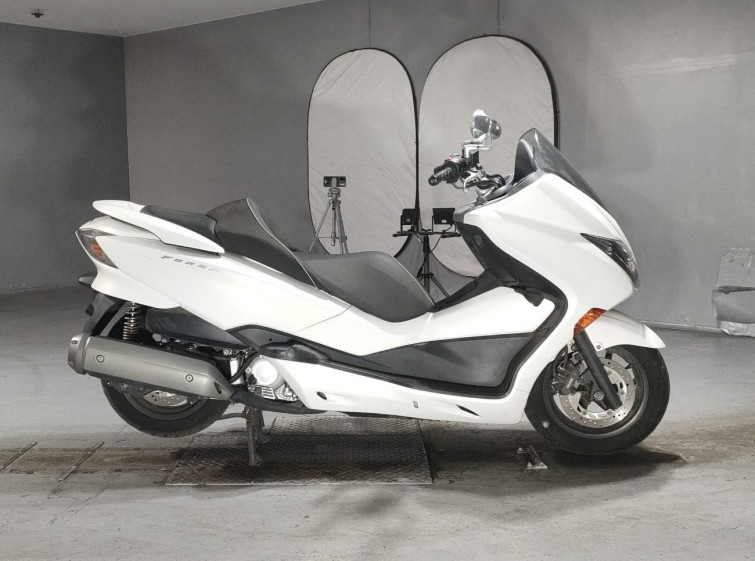 Мотоцикл Honda FORZA Z