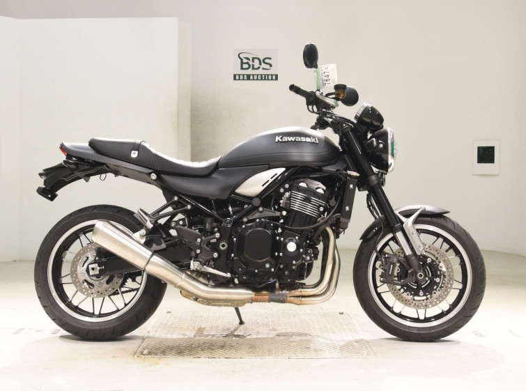 Мотоцикл Kawasaki Z900RS з пробігом 1390 km