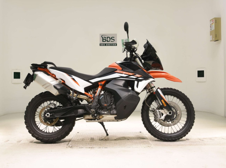 Мотоцикл KTM 890 ADVENTURE R з пробігом 6750 km