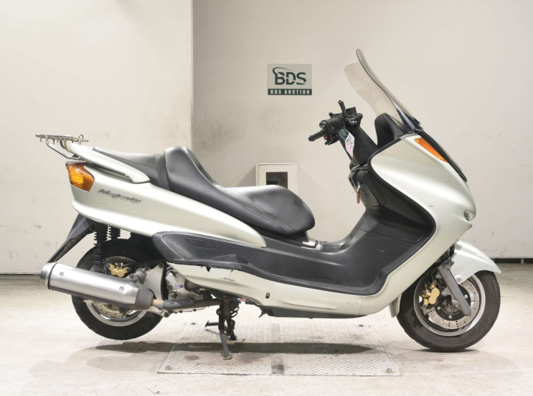 Мотоцикл Yamaha MAJESTY 250