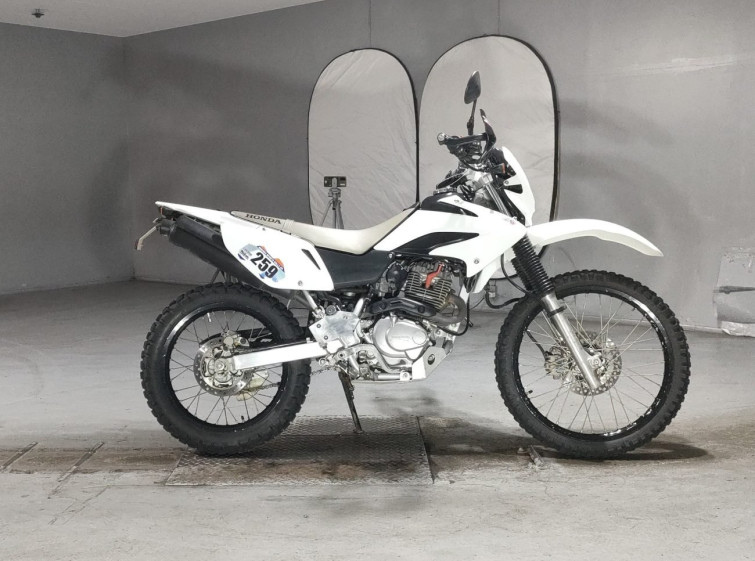 Мотоцикл Honda XR230 з пробігом 12540 km